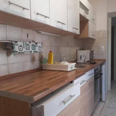 Apartment Rose Apartman Balatonlelle