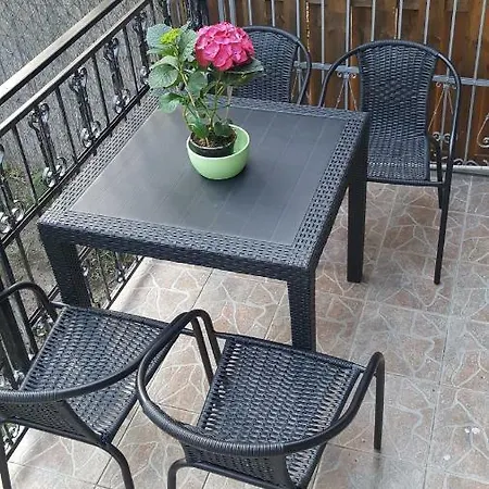 Rose Apartman * Balatonlelle