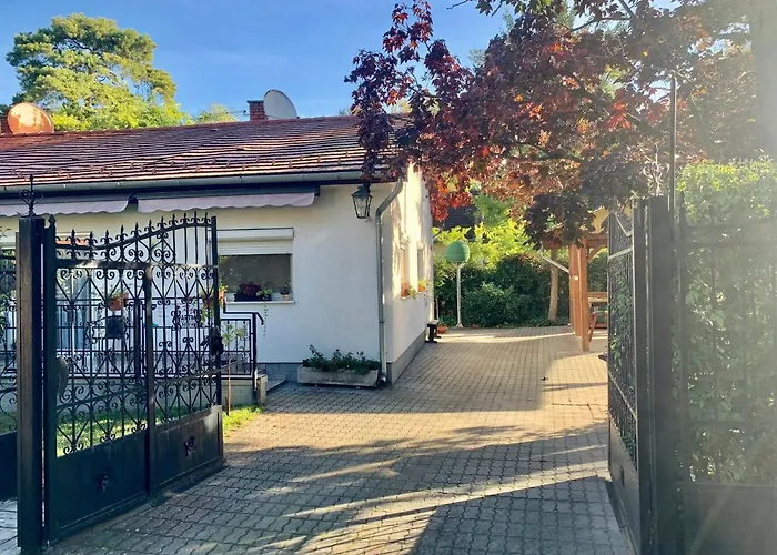 Rose Apartment Balatonlelle