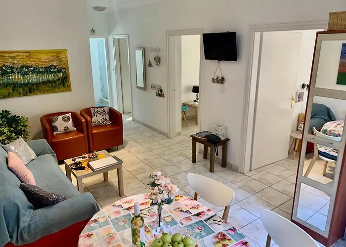 Rose بالاتوليلّي